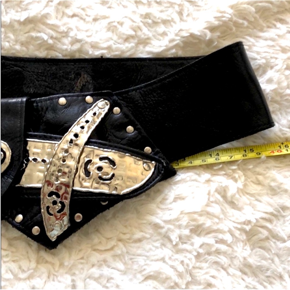 BELT BLACK HANDMADE ARTSY LEATHER LIKE SILVER HEART BELT - Picture 5 of 11